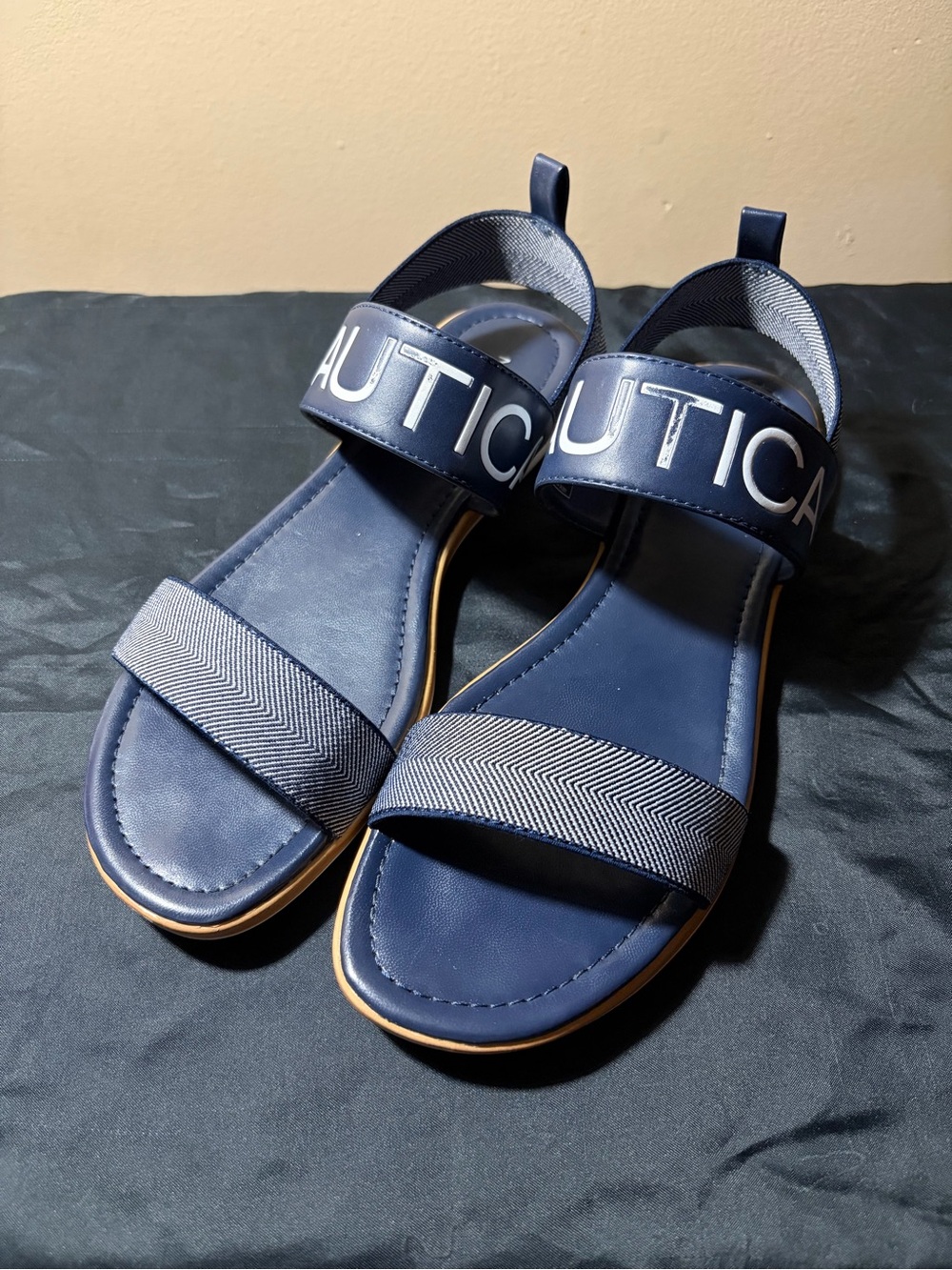 Nautica Size 8.5 Navy Blue Kristy Flat Sandals